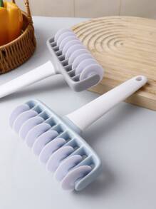 1pc Dough Roller Cutter - Multicolor - View 3