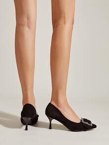 Buckle & Rhinestone Decor Pyramid Heeled Court Pumps