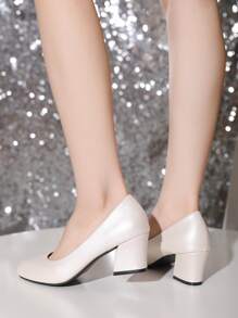 Minimalist Sculptural Heeled Court Pumps - Apricot - View 4