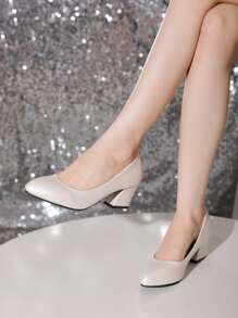 Minimalist Sculptural Heeled Court Pumps - Apricot - View 5