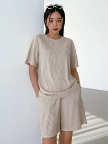 DAZY Embroidery Letter Detail Tee & Shorts - Apricot - View 4