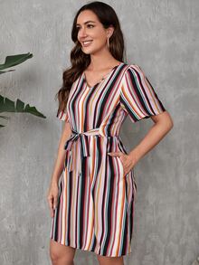 SHEIN Clasi Vestido con estampado de rayas con bolsillo oculto con cordón delantero - Multicolor - Ver 5