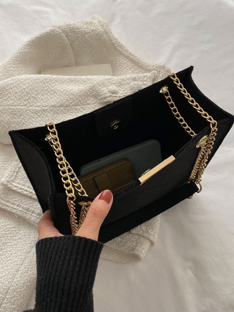 Bolsa cuadrada minimalista con cadena - Negro - Añade 4