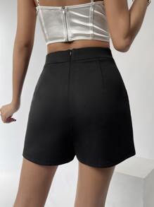 SHEIN Privé 鏈條細節斜口袋短褲 - 黑色 - 查看 2