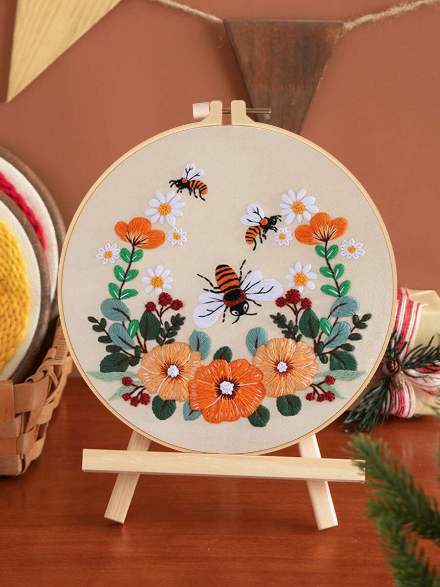 1set Random Flower & Bee Pattern Hand Embroidery - Multicolor - View 1