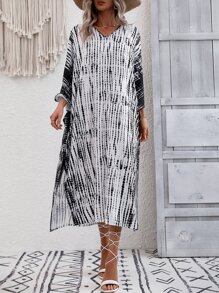 Allover Print Batwing Sleeve Split High Dress - Black and White - View 6