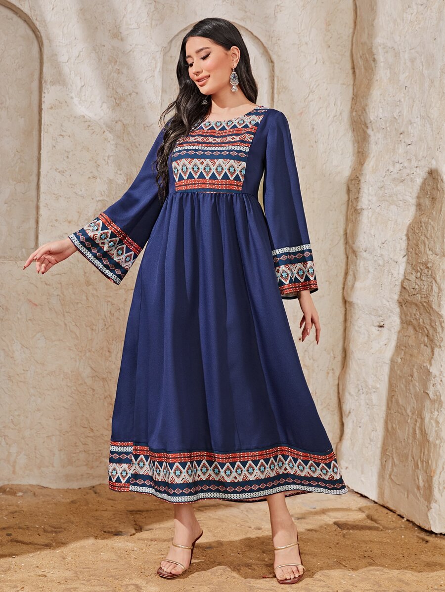 Al Najma Geo Print Round Neck Smock Arabian Modest Long Sleeve Dress