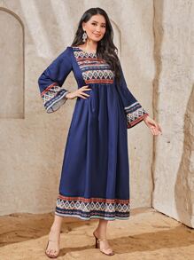Al Najma Geo Print Round Neck Smock Arabian Modest Long Sleeve Dress