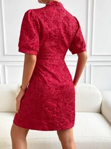 SHEIN Privé 提花小高領泡泡袖連衣裙 - 紅色 - 查看 3