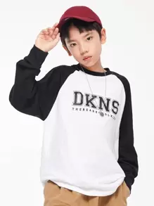 Niño preadolescente Camiseta de manga larga con estampado de letras de estilo japonés para primavera y otoño - Blanco y Negro - Ver 1