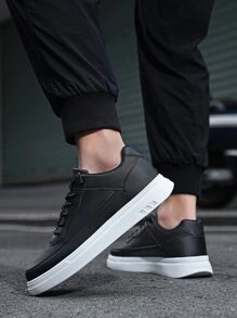 Men Minimalist Lace-up Front Skate Shoes - Black - View 5