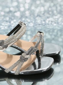 Knot Design Rhinestone Decor Chunky Heeled Mule Sandals - Silver - View 5