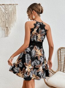 SHEIN Frenchy 熱帶圖案拼接水溶蕾絲掛脖連衣裙