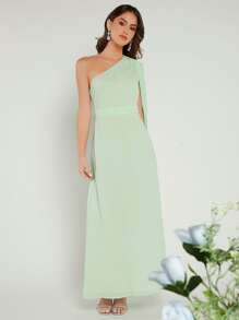 SHEIN Belle 一字肩披風袖伴娘服