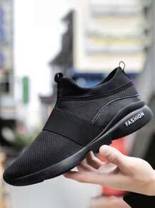 Men's Casual Sports Shoes, Breathable Mesh Upper, Slip-On, Lightweight And Non-Slip