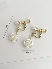 2入組花朵裝飾耳夾 - 白色 - 查看 4