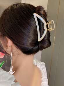 Minimalist Hair Claw - Multicolor - View 3