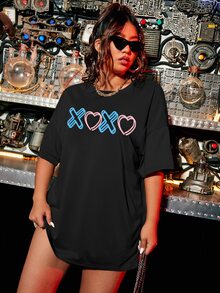 Flirla Plus Heart & Letter Graphic Drop Shoulder Tee - Black - View 4