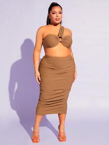 SHEIN SXY Plus One Shoulder O-ring Detail Crop Top & Ruched Pencil Skirt - Khaki - View 4