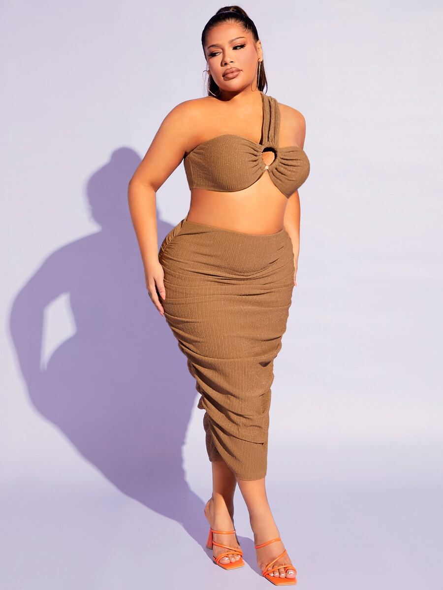 SHEIN SXY Plus One Shoulder O-ring Detail Crop Top & Ruched Pencil Skirt - Khaki - View 1