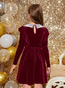 SHEIN Girls Guipure Lace Collar Ruffle Trim Velvet Dress - Maroon - View 2