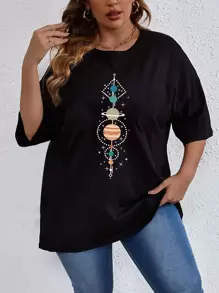 SHEIN LUNE 大碼星球印花落肩T恤 - 黑色 - 查看 4