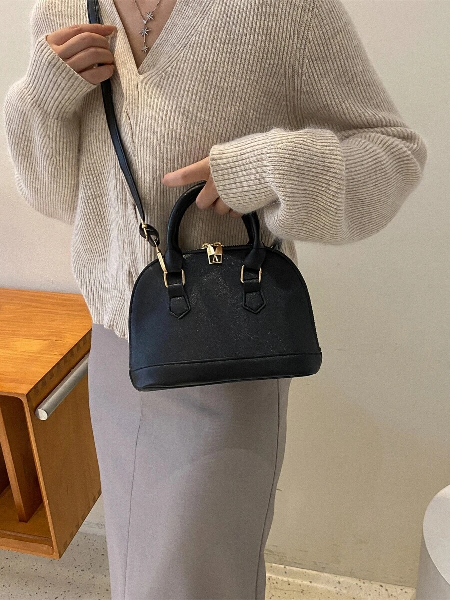 迷你極簡貝殼包 - 黑色 - 查看 1