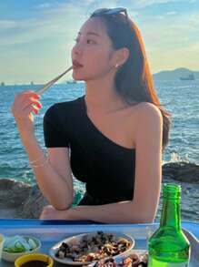 DAZY Top De Punto Acanalado De Un Hombro - Negro - Ver 5