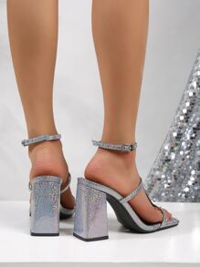 Rhinestone Decor Chunky Heeled Ankle Strap Sandals - Silver - View 5