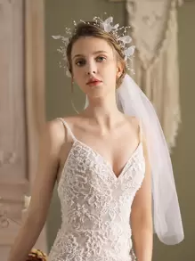 網紗和人造珍珠裝飾婚禮面紗和髮帶