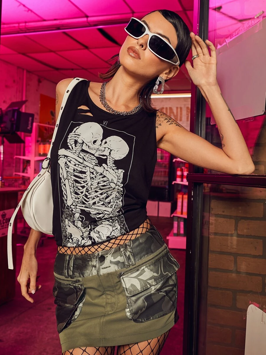 Deniart 骷髅頭圖案破洞背心上衣 - 黑色 - 查看 1