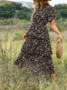 SHEIN Clasi 碎花花瓣袖多層下擺連衣裙 - 黑色 - 查看 4