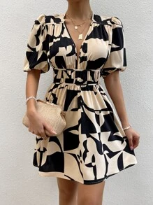 SHEIN Privé 幾何印花泡泡袖連衣裙