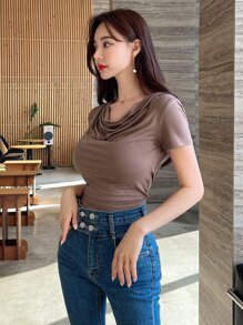 DAZY cổ áo xếp nếp Áo phông trơn - Màu nâu  Mocha - Xem 6