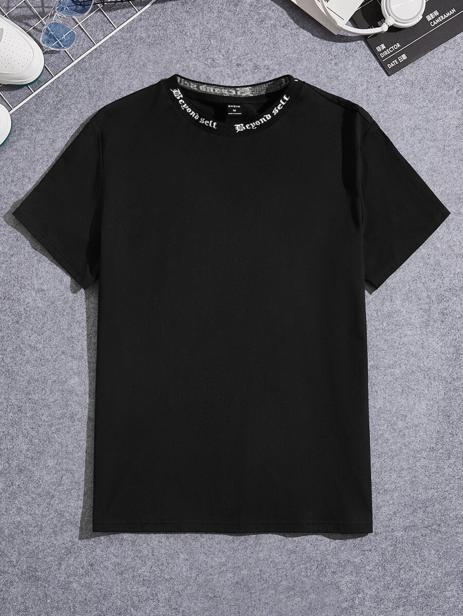 Manfinity VCAY 男士T恤修身領短袖標語圓領T恤休閒都市夏日 - 黑色 - 查看 1