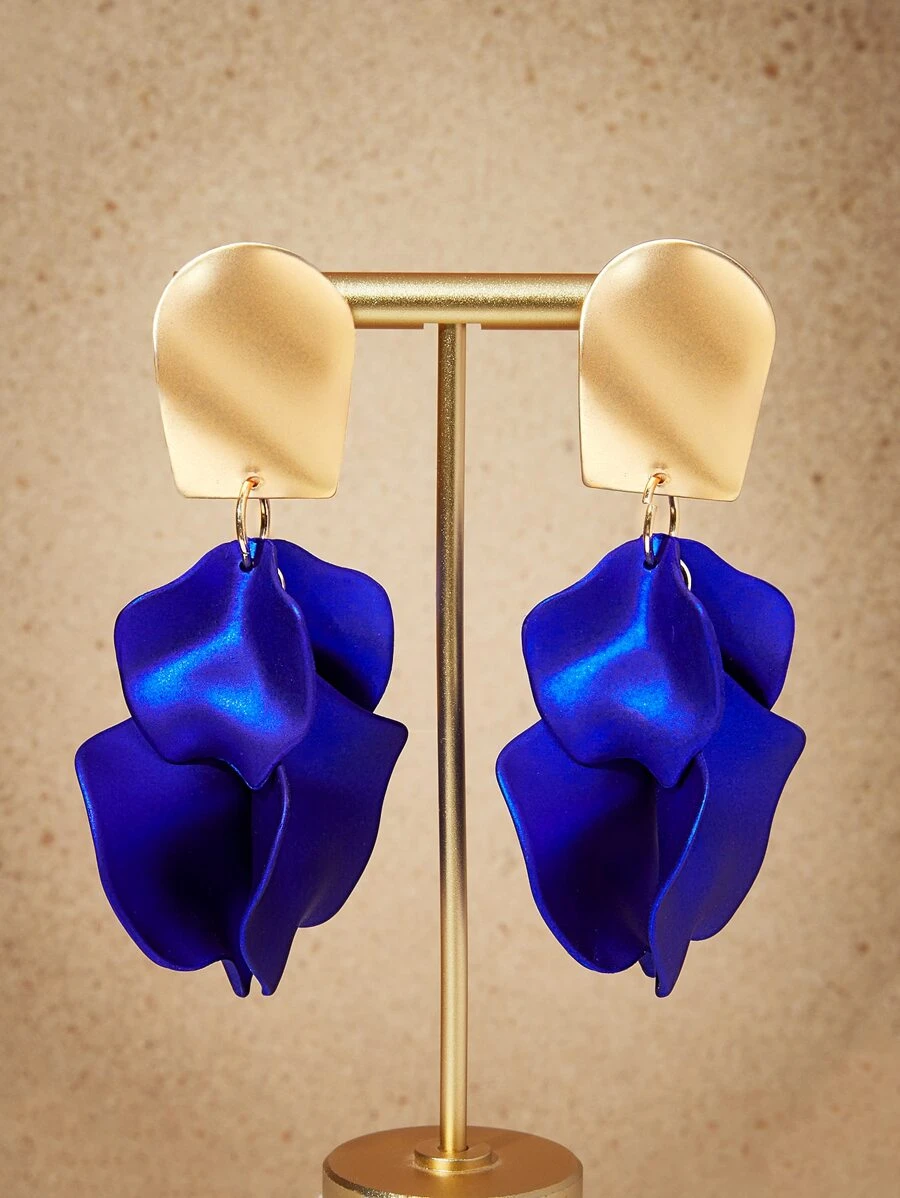 Andkiss Petal Drop Earrings