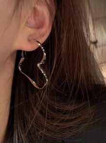 Heart Shaped Hoop Earrings - Silver - View 4