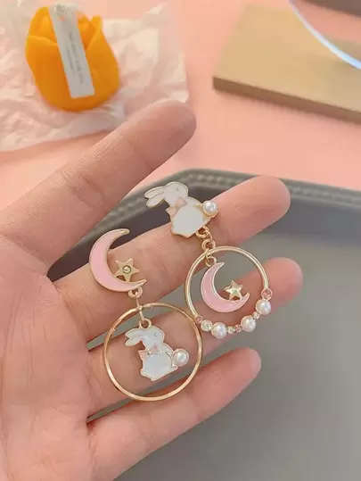 兔子和月亮裝飾不對稱耳墜