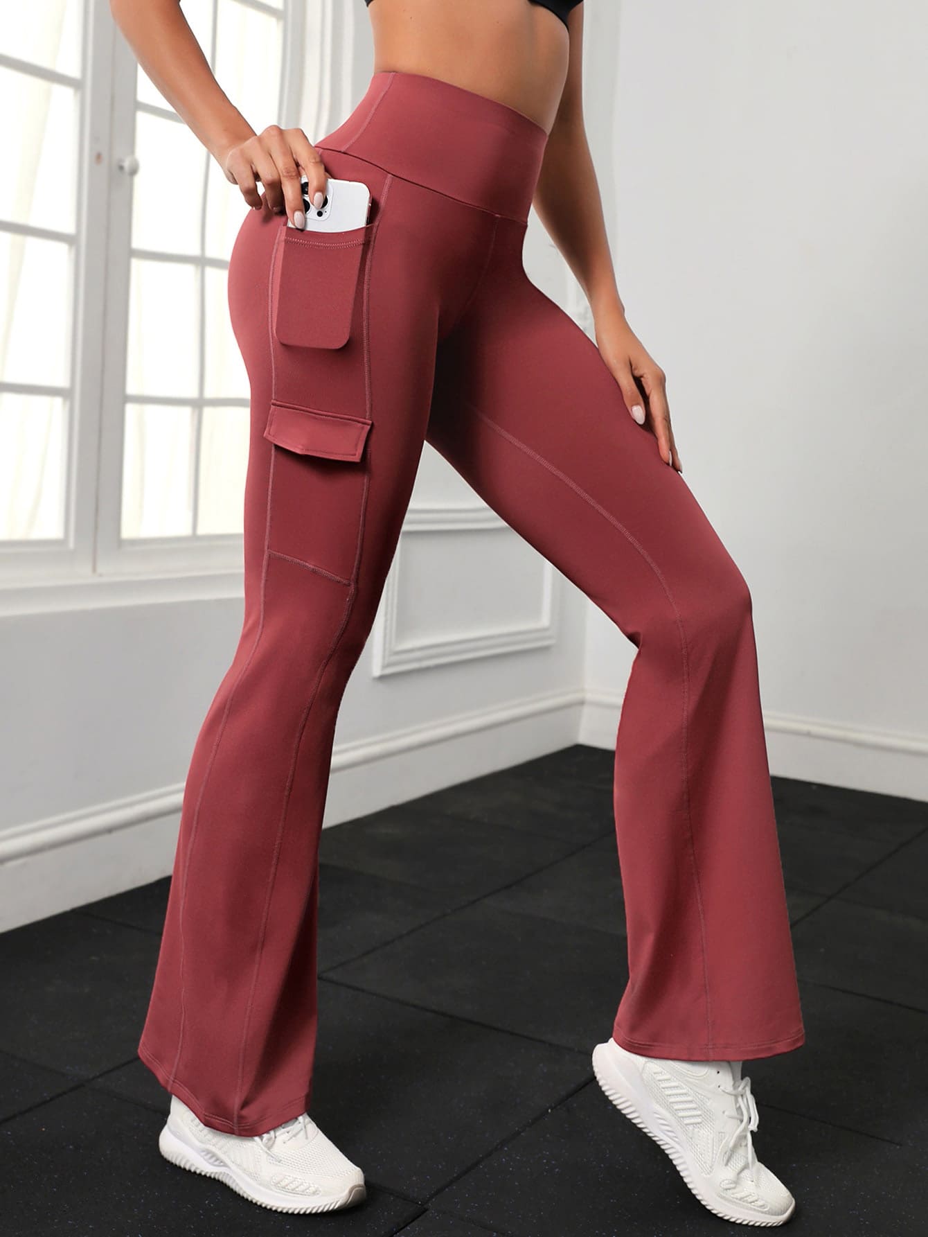 Yoga Futuristic 寬腰帶喇叭運動褲帶手機袋