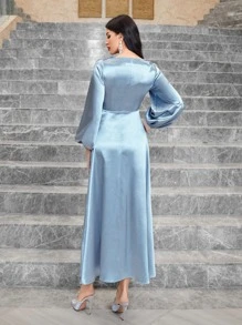 Modelyn 亮片拼接燈籠袖緞面連衣裙 - 淺藍色 - 查看 7