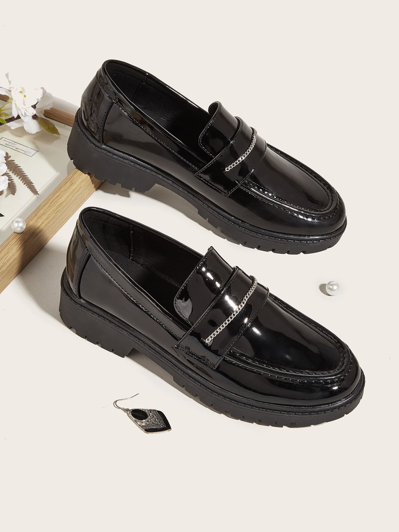 Chain Decor Flat Loafers - Black - View 1