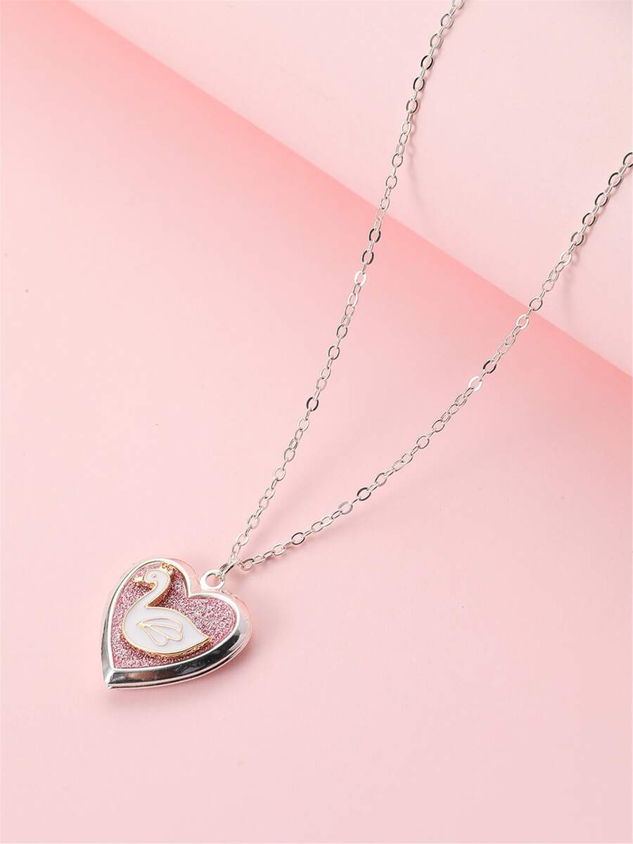 女孩愛心掛飾項鍊