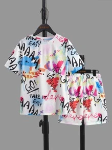 SHEIN 男孩字母圖案T恤和短褲