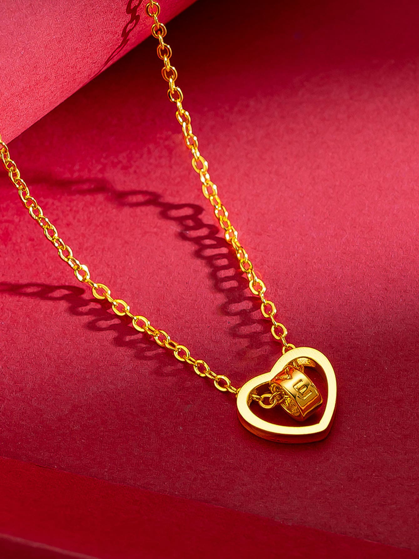 Letter Detail Circle & Heart Charm Necklace - Yellow Gold - View 1