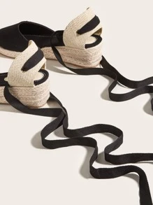 新款草編底女款楔形跟套腳鞋，黑色帆布漁夫風，繞腳長綁帶設計，輕盈舒適，休閒度假百搭，防滑耐磨，四季皆宜，厚底楔形跟鞋（鞋面穿著後會變軟但無彈性，腳寬或高腳背顧客建議買大一號） - 黑色 - 查看 10