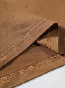 Manfinity Homme Hombres Camiseta con estampado de letra de cuello alto - Marrón - Ver 6