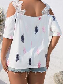 SHEIN LUNE Plus Feather Print Guipure Lace Cold Shoulder Tee - White - View 2