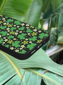 Clover Pattern Phone Case - Multicolor - View 3