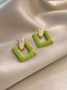 1 bông tai trang sức bằng đồng có kết cấu hình vuông - màu xanh lá - Xem 1