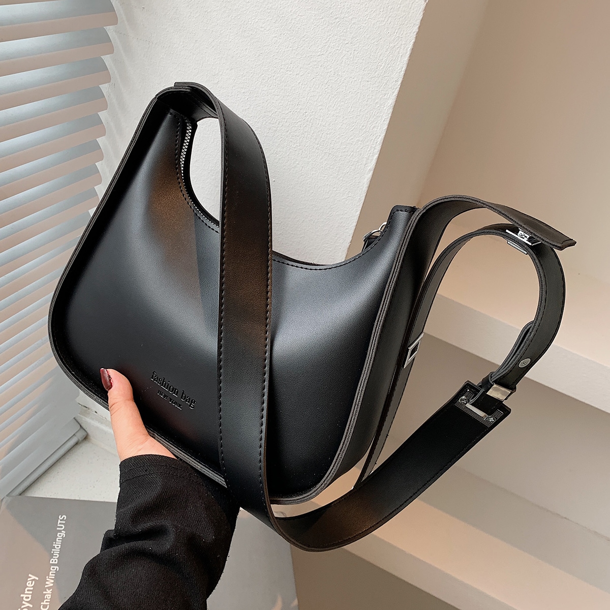 Burgundy High-End Handbag, Ancora 2024 New Versatile Women's Bag, Bordoaux Retro Shoulder Bag, Ruby Fashionable Bag, Maroon Wide Strap Crossbody Bag, Cherry , Burgundy Bag